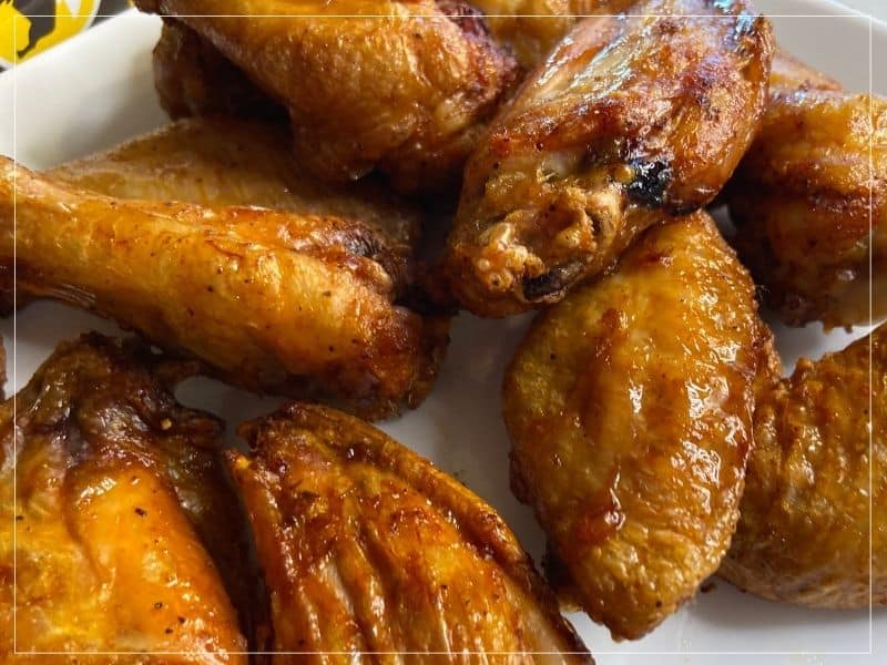 Air fryer chicken wings that just finished air frying